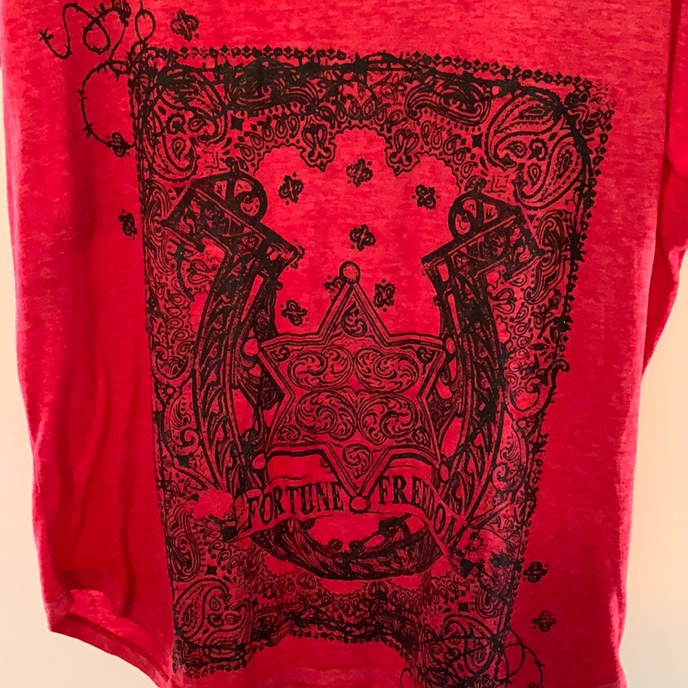 Sz 2x. Rock & Republic red shirt.